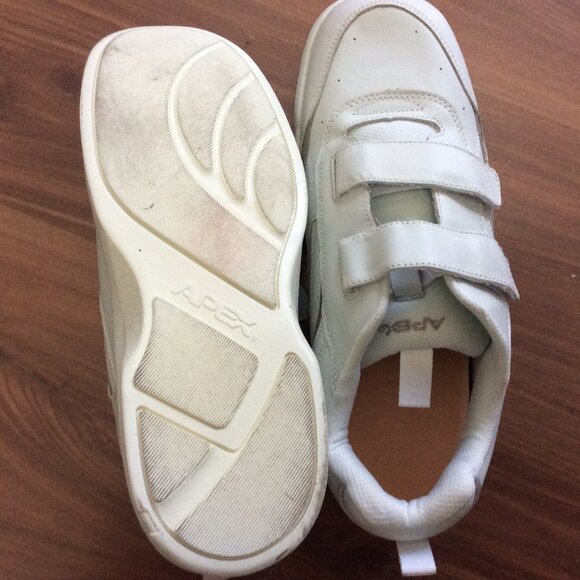 Apex G8210m Athletic Double Strap Men's Active Shoe In White - Picture 3 of 8